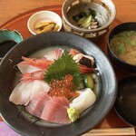 Umi No Sachi Shokudokoro Echizen - 海の幸丼