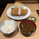 Tonkatsu Akari - 