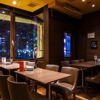 MEAT&WINE WINEHALL GLAMOUR_1