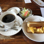 アデン・アラビア - 