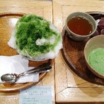 赤福茶屋 - 赤福氷、赤福餅と抹茶