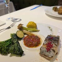 R1 TOKYO Bar&Restaurant - 