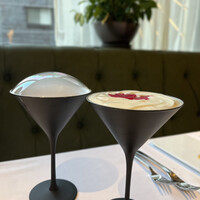 R1 TOKYO Bar&Restaurant - 