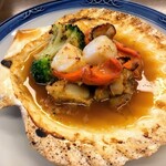 番屋みんこま - ホタテバター焼き。440円。