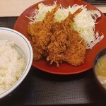 かつや - 海老ロースカツ定食(大盛)¥924+130