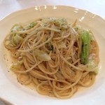 フィオーレ ディ ファリーナ - ランチ☆アンチョビと春キャベツのパスタ