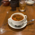 182270791 - スープは日替わり。この日は具沢山なミネストローネでした。