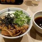 神田箸庵 - ピリ辛肉蕎麦：950円+税
