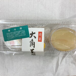 和菓子処 大角玉屋 - プラスティックの箱に入れられた水花、マンゴー大福、白桃水ようかん