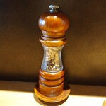 らぁ麺や 嶋 - 胡椒にも拘り