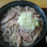 そば処　まるきや - 冷たい肉そば大盛７５０円／平成25年4月