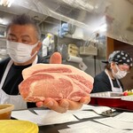 とんかつ 栄ちゃん - ツーショット。素敵なお二人。