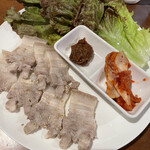 韓国家庭料理 焼肉 明洞 - 