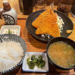 Sumibiyaki Kamameshi Nihonshu No Mise Kokogura - アジフライ定食