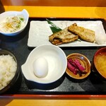 Himo Noya - サバ2種盛り定食（納豆を生卵に）　790円