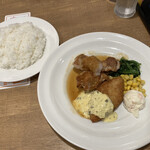ガスト - チキングリルおろし醤油ソース&白身魚フライ&ポテトサラダ604円