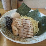 Tsukemen Ra-Men Tatsutora - チャーシュー美味そうです