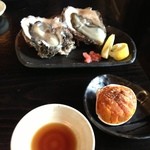 海鮮どんぶり亭 - 焼き雲丹と岩牡蠣