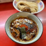 つけ麺 魚雷 - 辛いつけ麺が有名な魚雷。