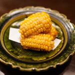 お酒と博多小皿 たなかだ - とうもろこし唐揚げ