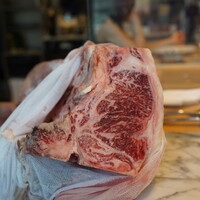 La Brianza - サカエヤ熟成黒毛和牛