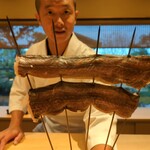 日本料理 別府 廣門 - 串打ちされた骨抜き鱧