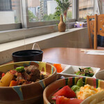 無国籍ごはん マガリ - 