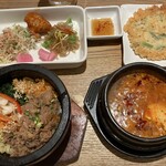 韓美膳 - カルビ石焼ビビンパとスンドゥブチゲ海鮮トッピング付き1,628円