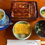 Unagi Kawauo Ryouri Iseya - 上重付きBセット4,600円(税抜)