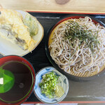 ドライブイン川原 - ざるそば大盛り