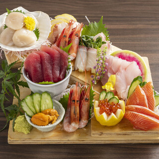 Prepare for a deficit. A luxurious sashimi using the best fish of the day!