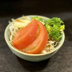 味楽 - お通しの生野菜サラダ