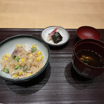 瀬戸内リトリート 青凪 - とうもろこしと枝豆入りの鯛ご飯。