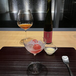 瀬戸内リトリート 青凪 - デザートはスイカと寒天にオプションではあるがペアリング。薔薇緑茶。香りは薔薇、味はしっかり緑茶。バランス良し。