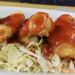 ぐるめ食堂 - 日替わりランチの鶏天チリソース