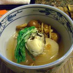 牡蠣と聖護院大根のおでん風