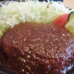 ハンバーグ定食￥８５０の「メインプレート」(１３年４月)