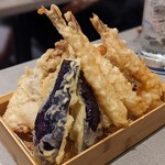 Tempu Xu Tempura To Ate To Wain - 