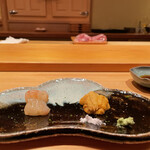 鮨 さかい - 牡丹海老。唐津の赤雲丹