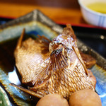 やんしゅうばんや 八角 - 鯛のカマ煮