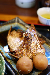 Yanshuu Ban'Ya Hakkaku - 鯛のカマ煮