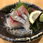 Sushi Kaisen Umai Monya Gokan - 縞アジの刺身