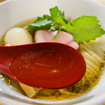 自家製麺 くろ松 - （松）特級中華そば（白醤油）