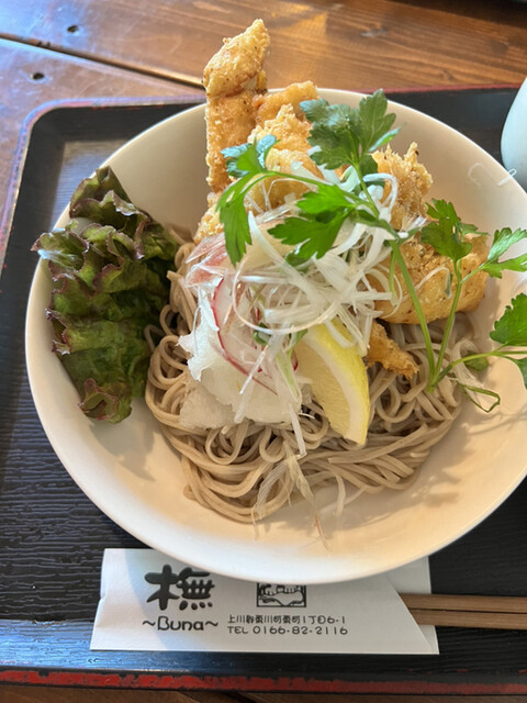 橅>