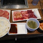 Yakiniku Raiku - 