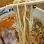 Mugi to Tougarashi - There is some spiciness, but it's a different kind of刺激.
