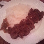 レストラン・サカキ - もち豚のカツカレーのご飯とカツ