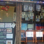 外にもカンボジアな雰囲気満載で気分が高まります