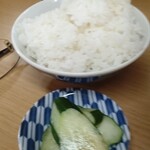 江ちゃんラーメン - ご飯＆浅漬…ボケた！