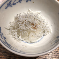 蓮 三四七 - しらすごはん　梅肉が入ってさっぱり